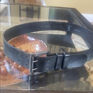 Levi's Classic Black Leather Belt Size 36